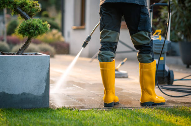 Fence Pressure Washing in Prairie Du Chien, WI